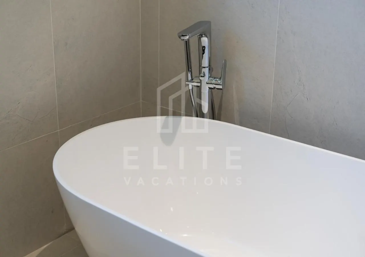 Luxury 4Br Villa Next To J1 Beach With Burj Views Dubai