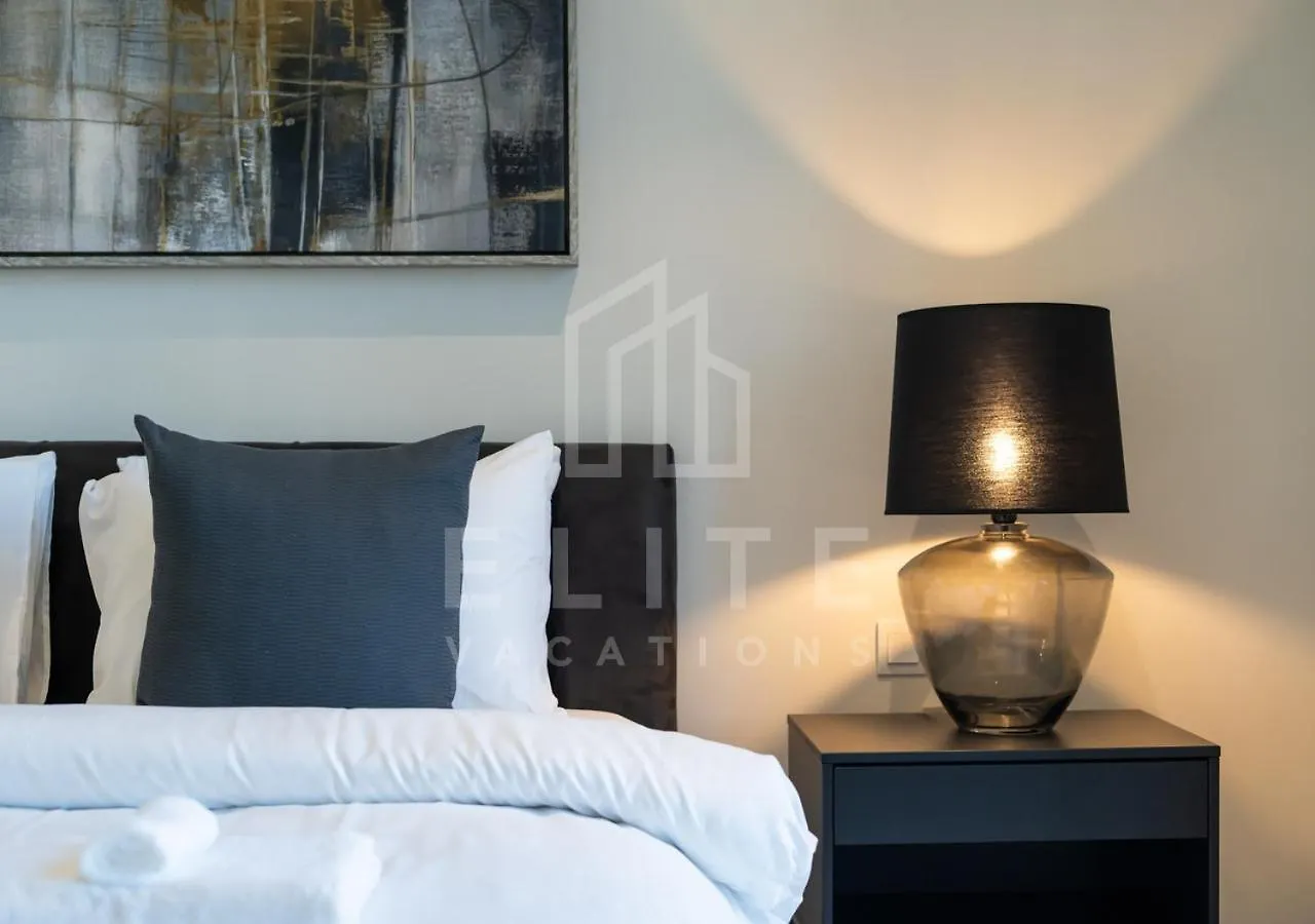 Luxury 4Br Villa Next To J1 Beach With Burj Views Dubai Förenade Arabemiraten