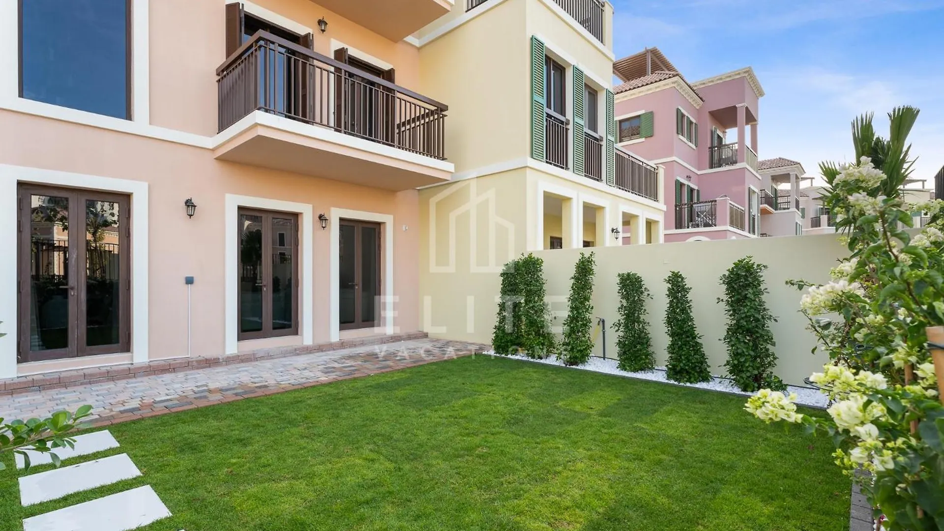 Luxury 4Br Villa Next To J1 Beach With Burj Views Dubai Förenade Arabemiraten