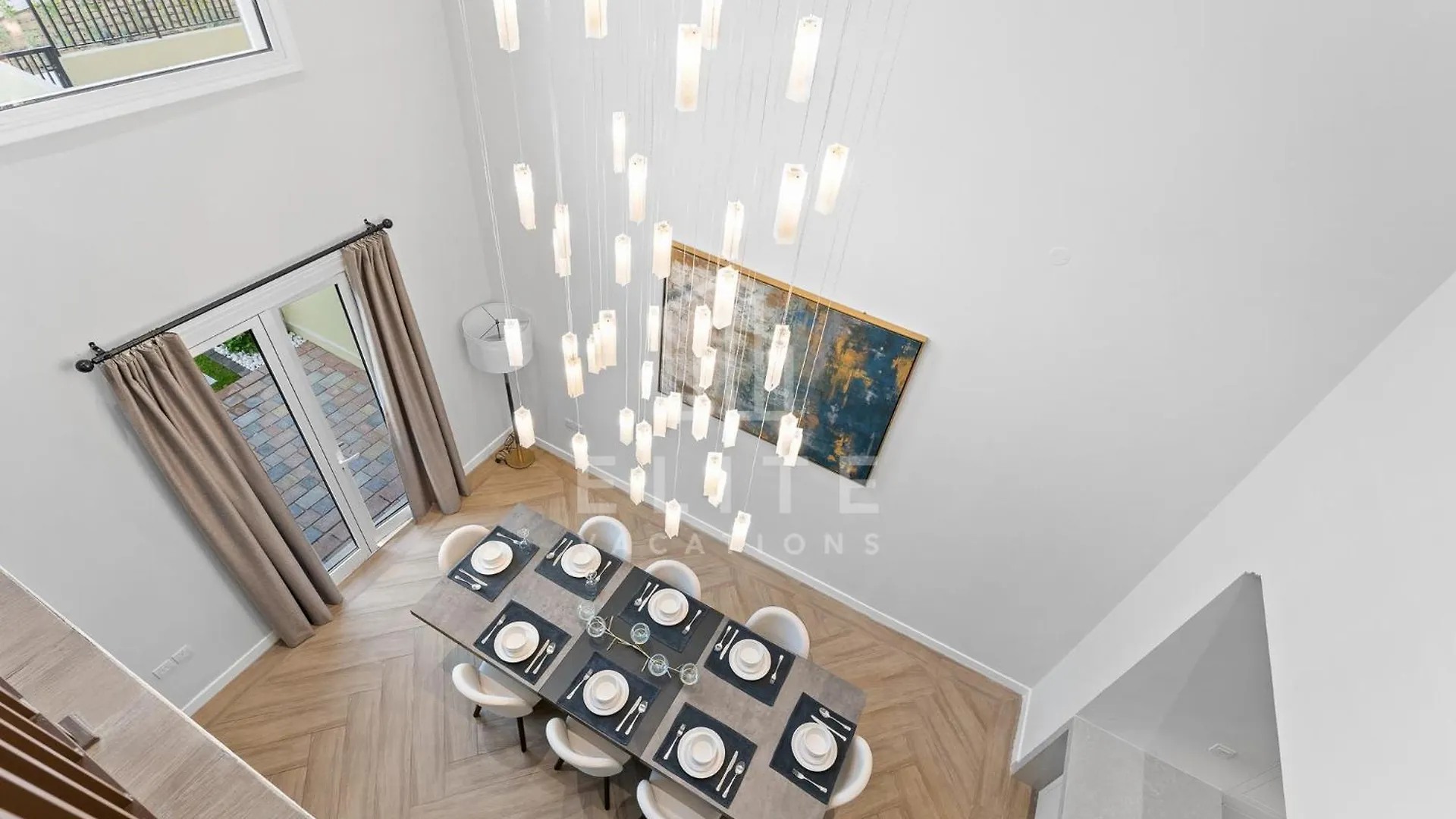 Luxury 4Br Villa Next To J1 Beach With Burj Views Dubai